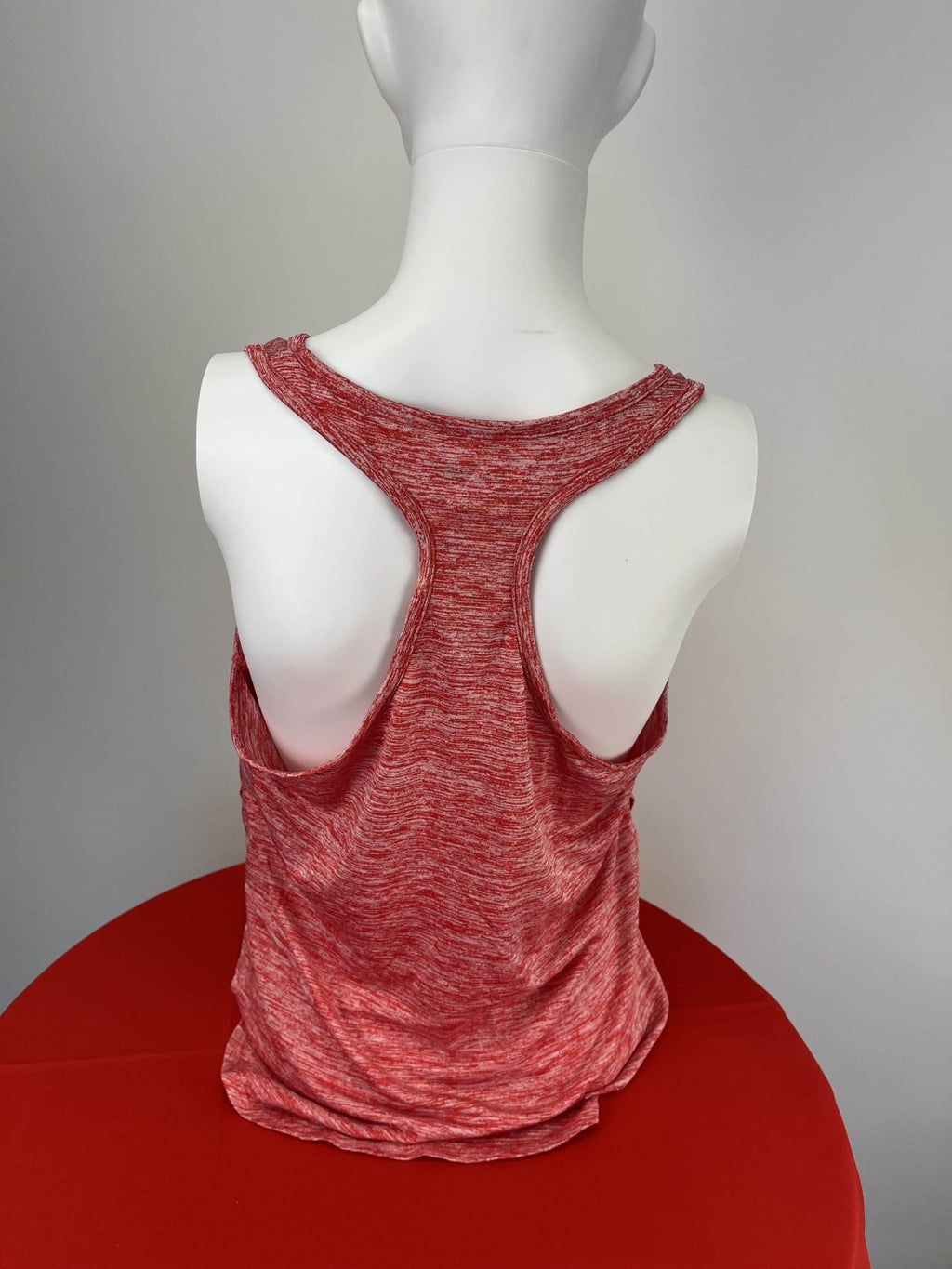 USA Pro Red Fitness Vest - kitround kitround product