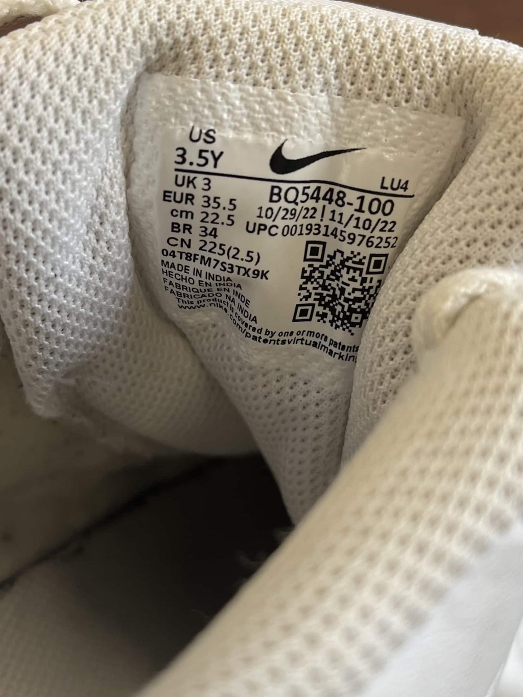 White Nike Trainers - kitround kitround product