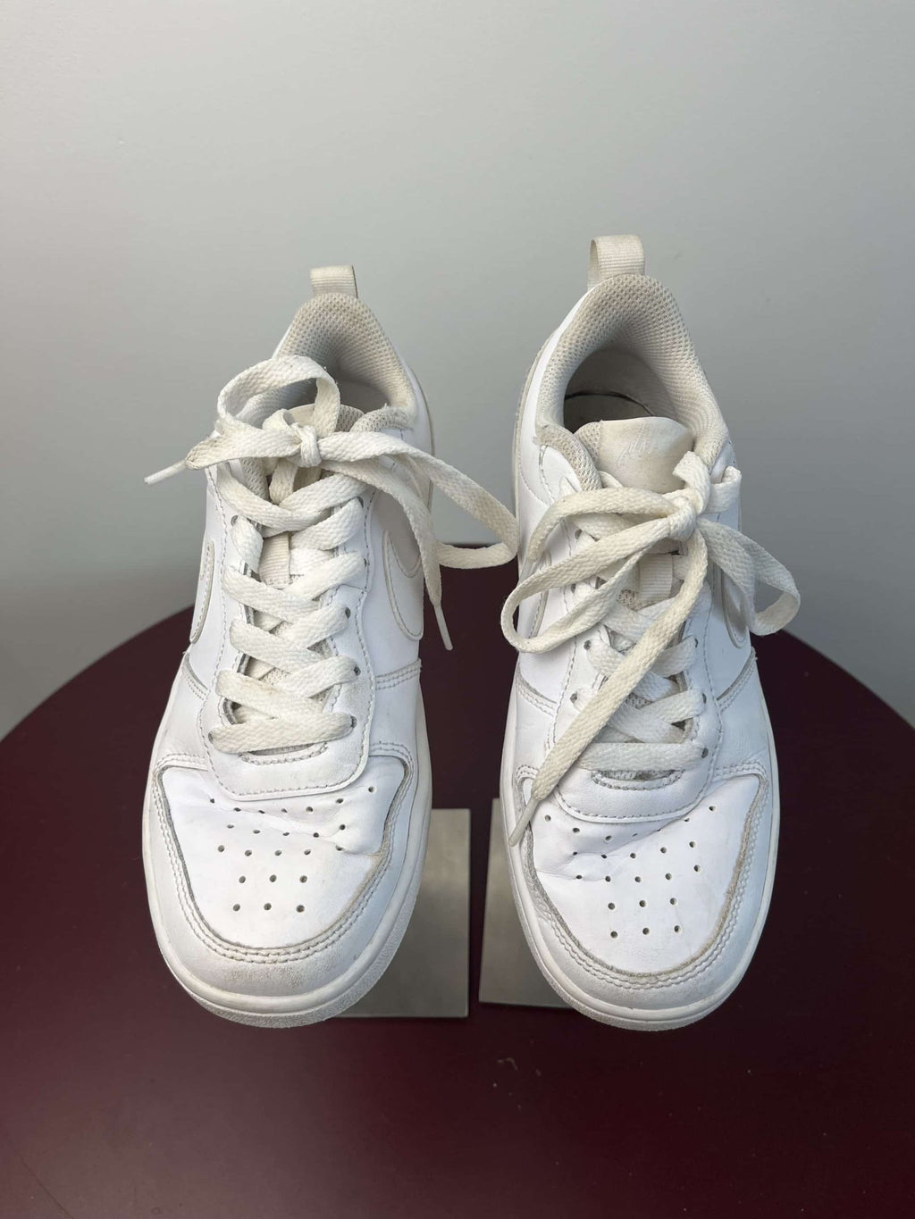 White Nike Trainers - kitround kitround product