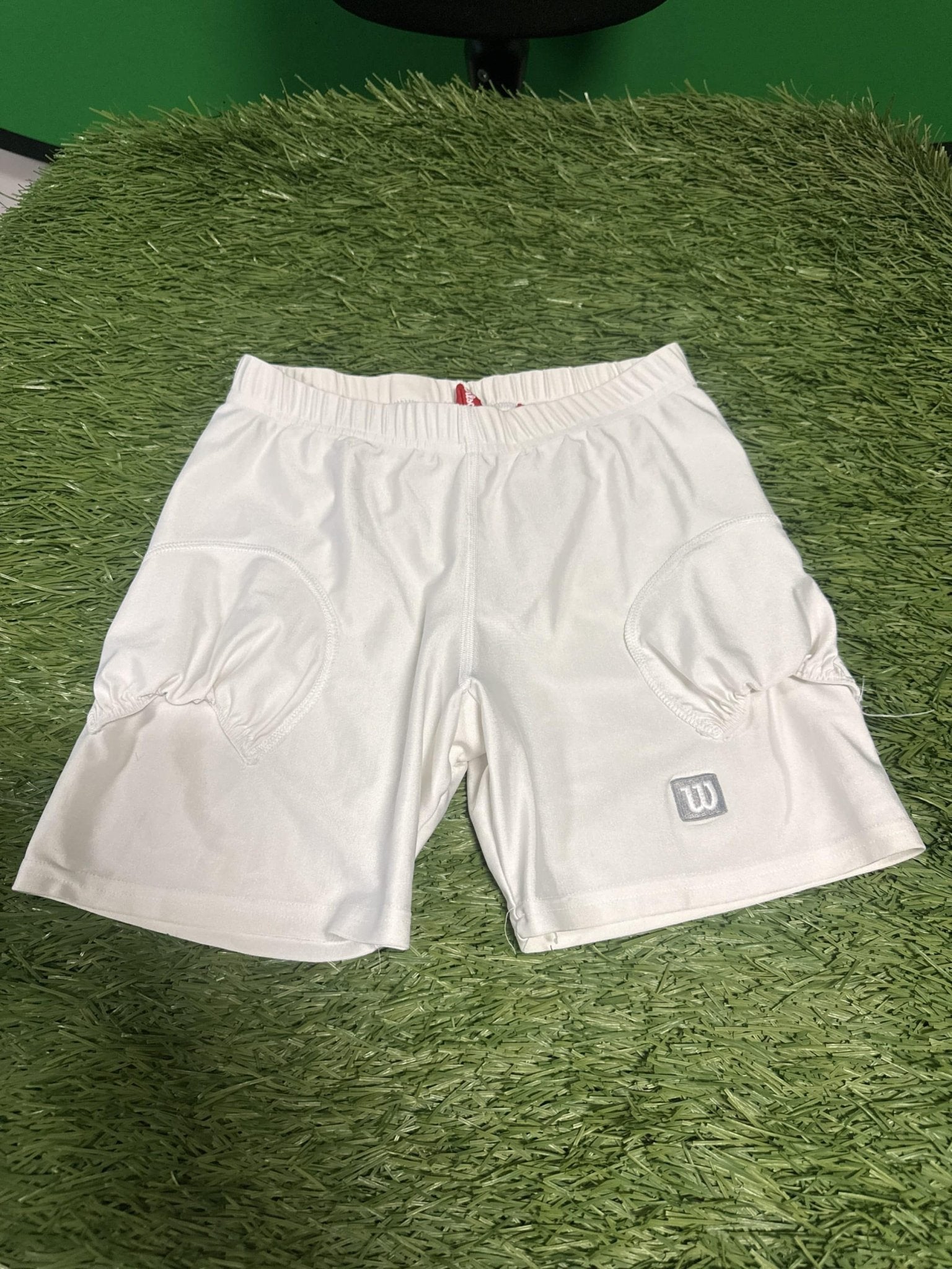 Wilson White Tennis Shorts - kitround kitround product