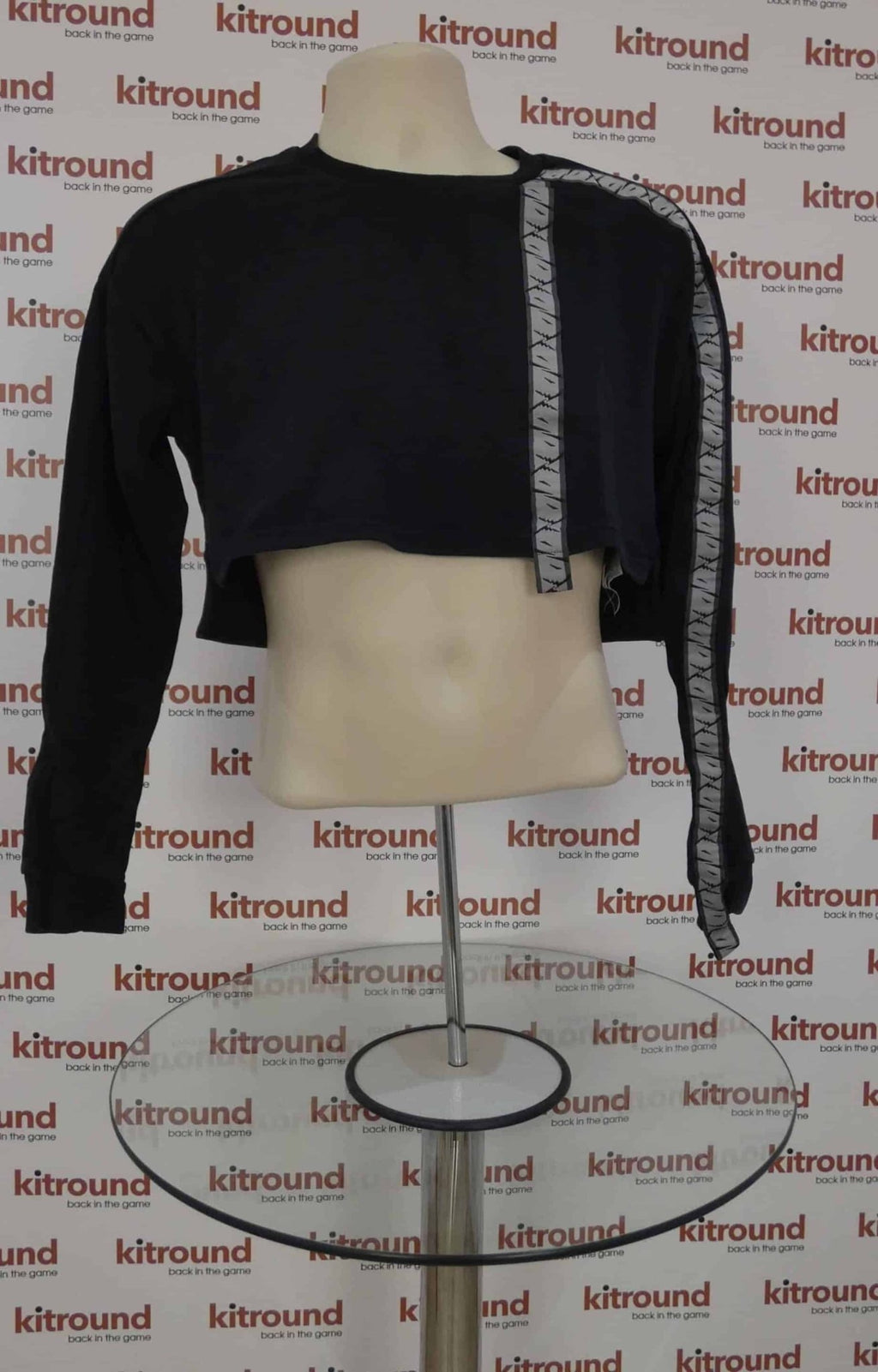 Women's Cropped Gym Shark Sweatshirt - kitround kitround product