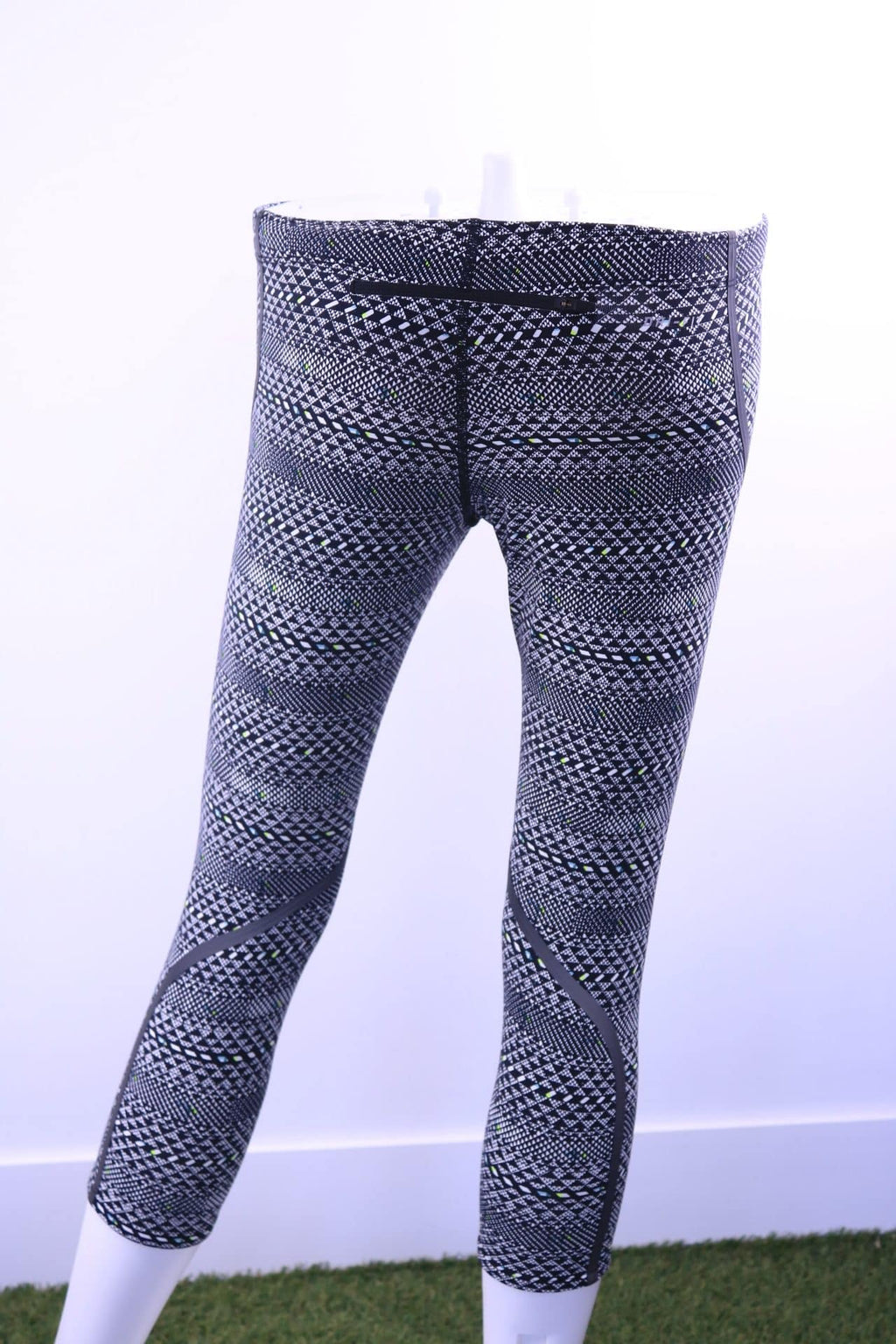 Women's Nike Dri - Fit Capri Leggings - kitround kitround product