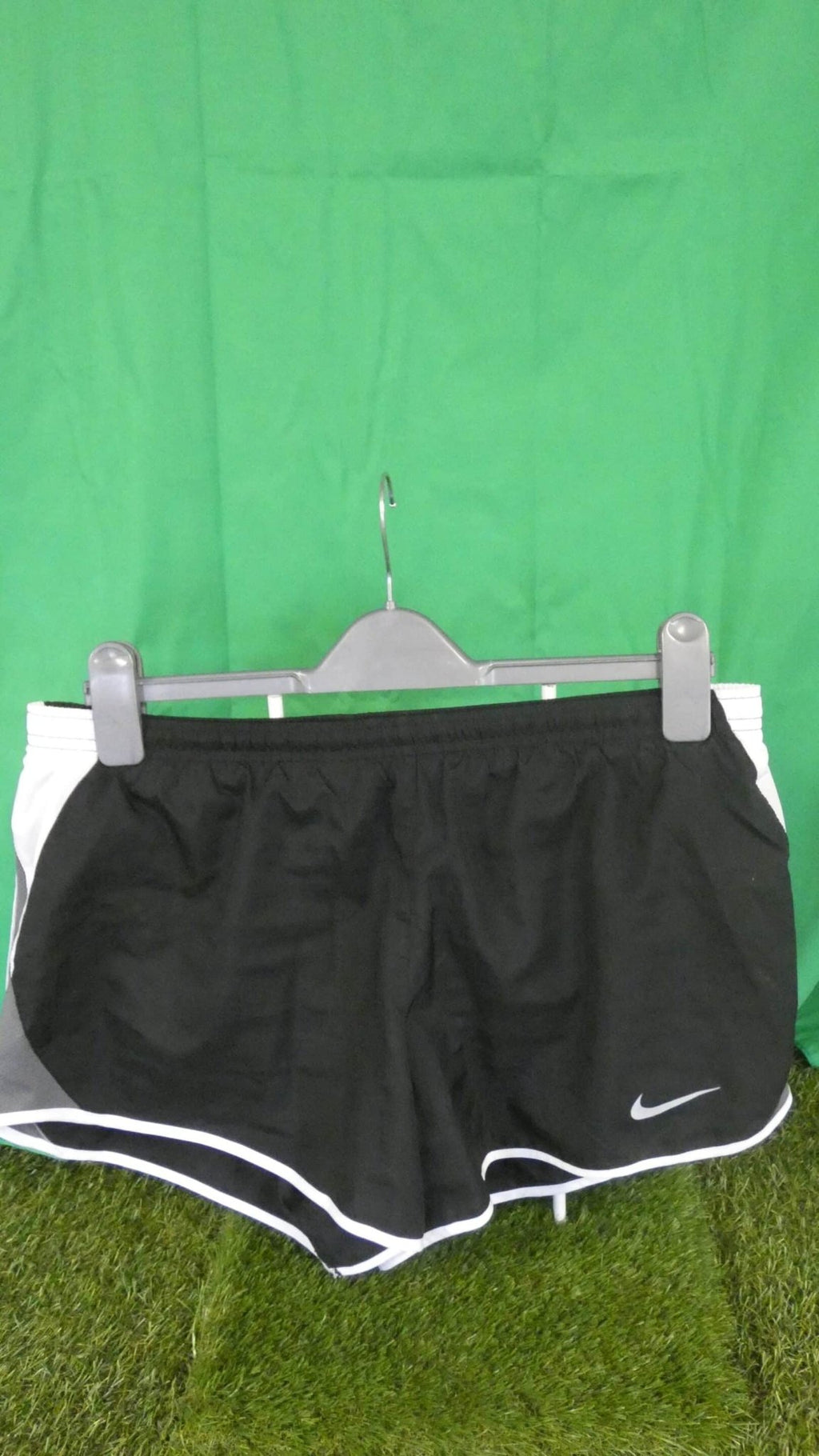 Women's Nike Running Shorts - kitround kitround product