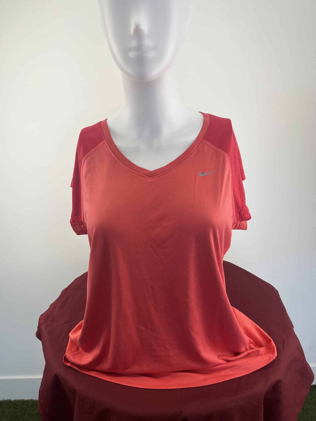 Women’s Nike Short Sleeved T-Shirt - kitround kitround product