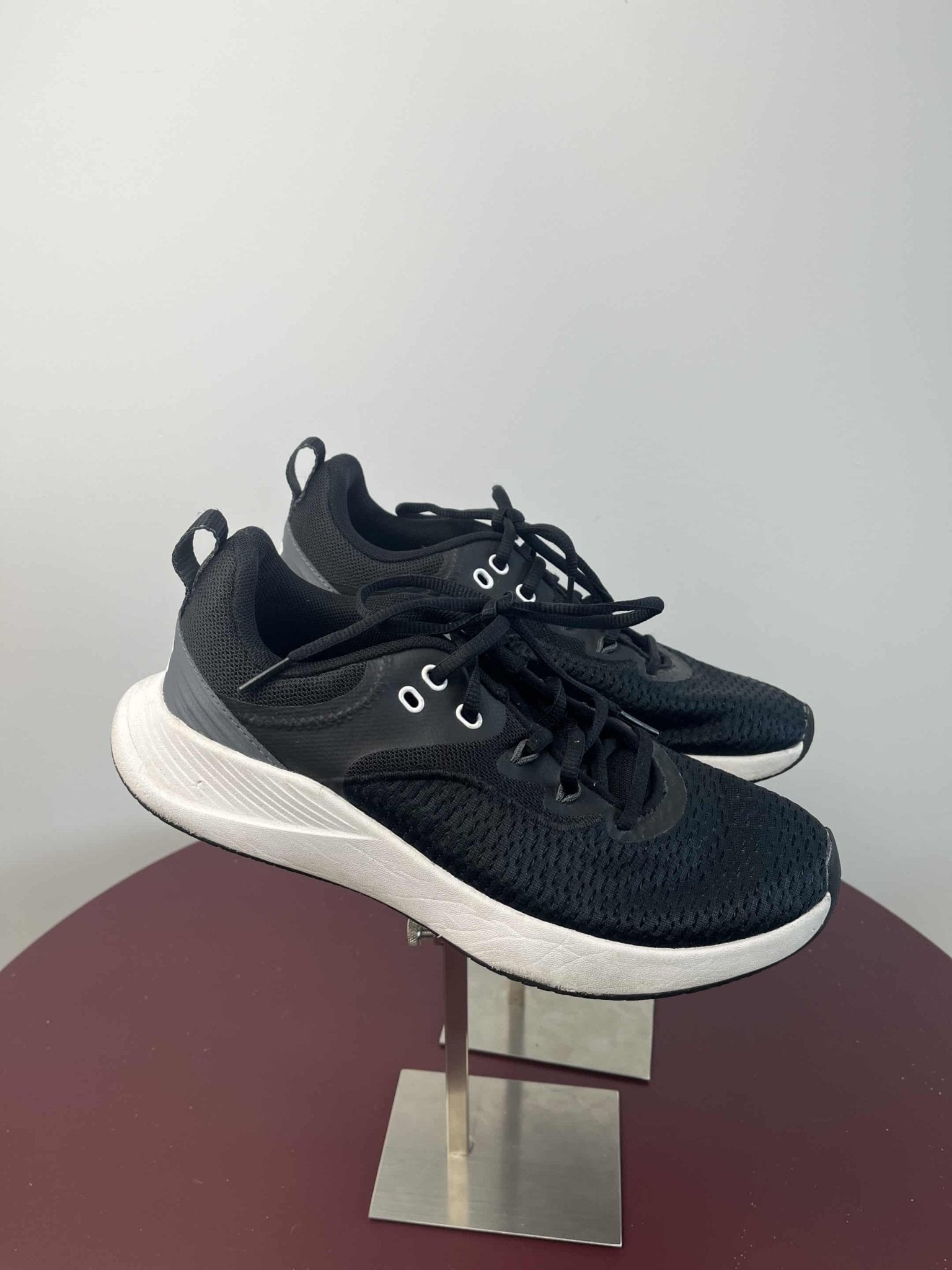 Women’s Under Armour Running Trainers - kitround kitround product