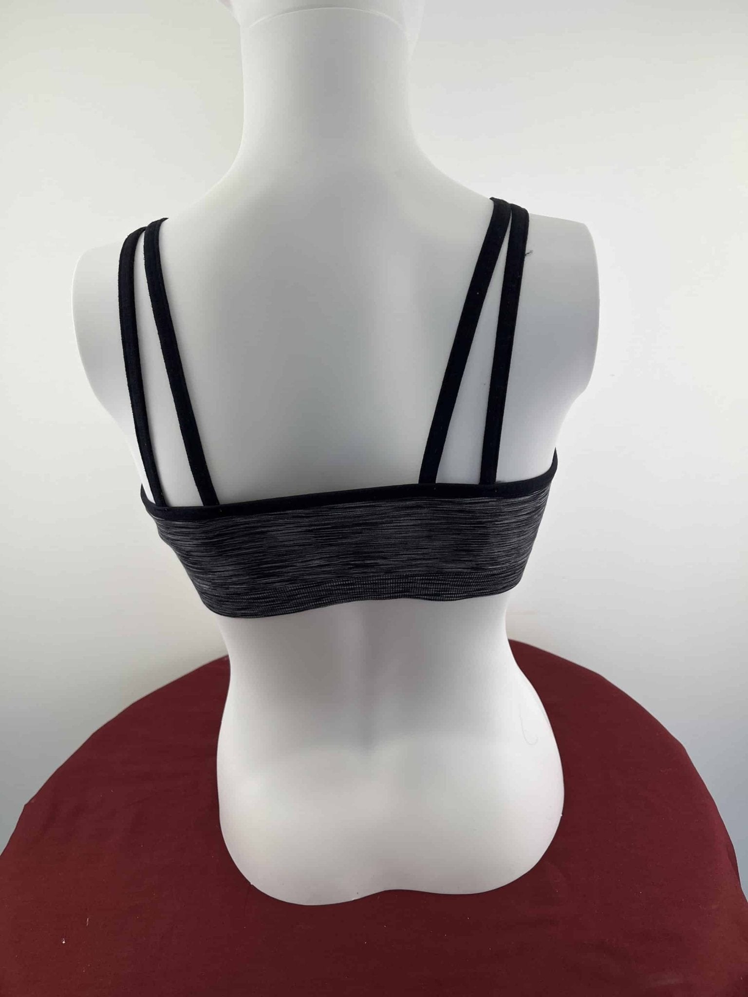 Women’s USA Pro Black Sports Bra - kitround kitround product
