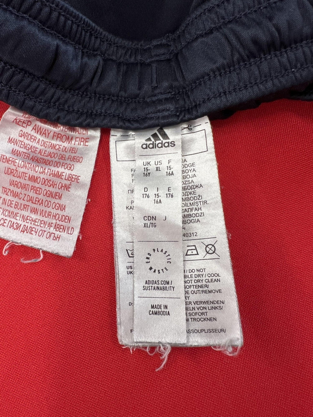 Youth’s Manchester United adidas Shorts Age 15 - 16yrs - kitround kitround product