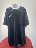 Youth's Nike Black Short - Sleeve T-Shirt Size 13 - 15 yrs - kitround kitround product