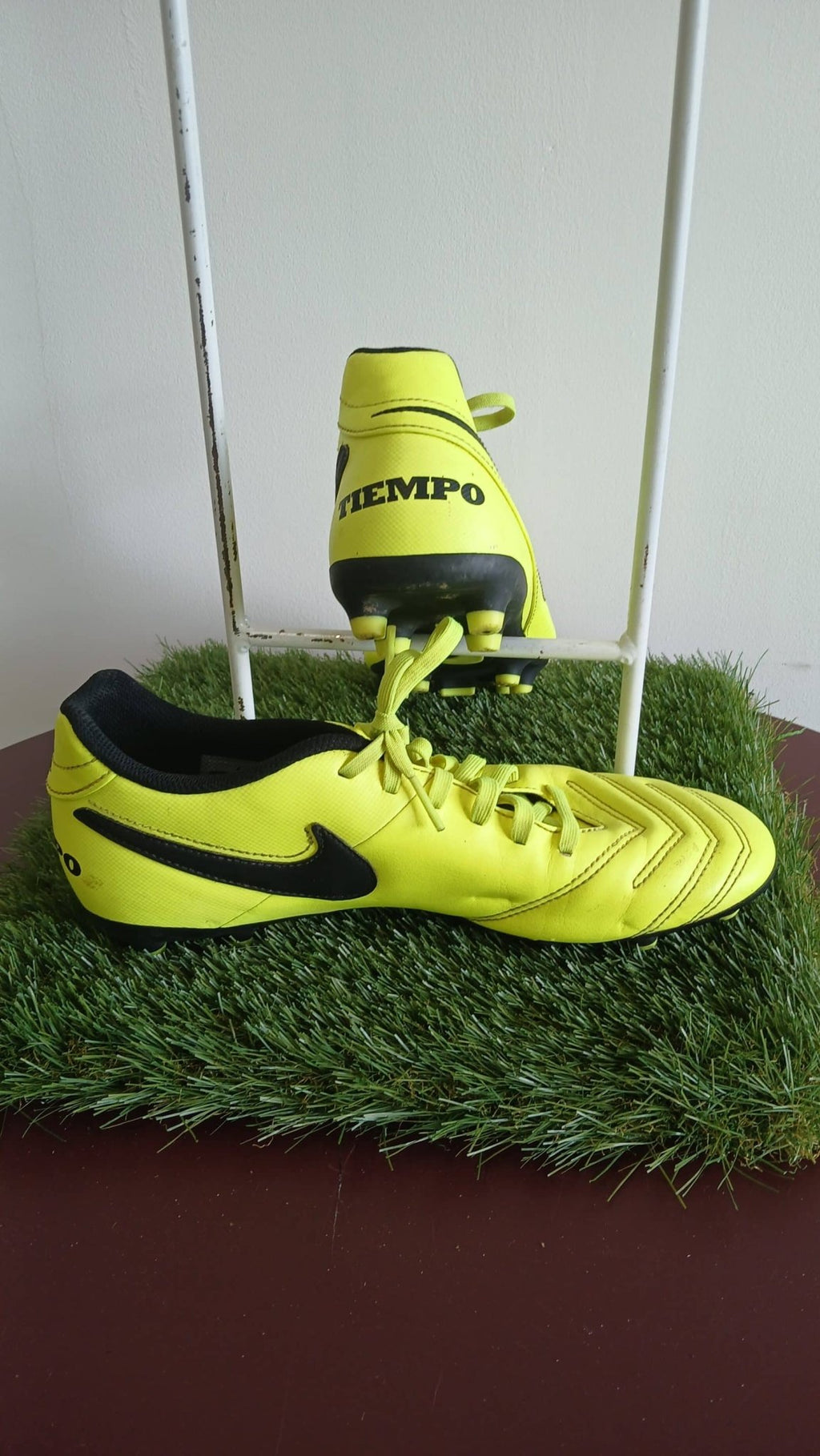 Youths Nike Tiempo Football Boots - kitround kitround product