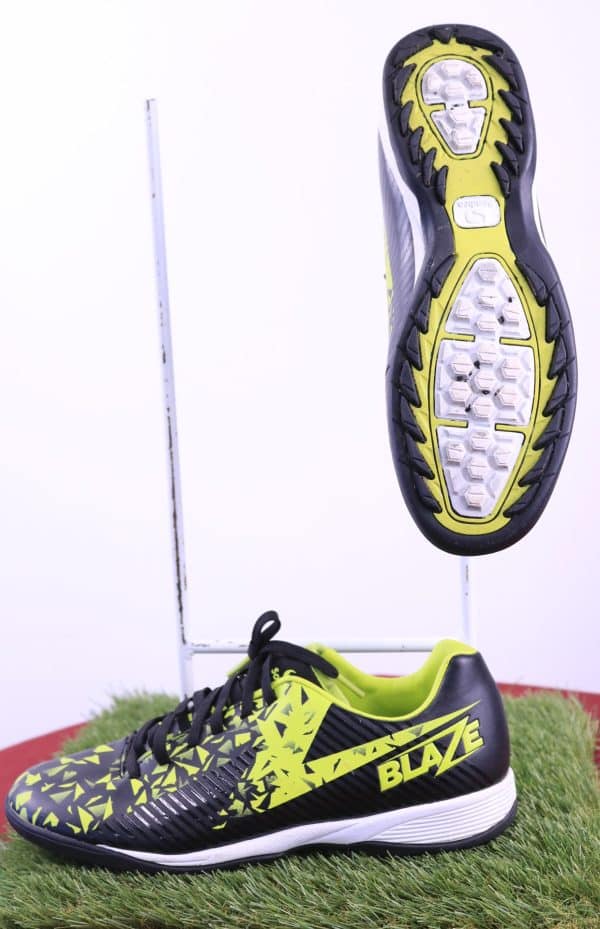 Sondico Blaze Youth's Astro Turf Football Boots - Image 2