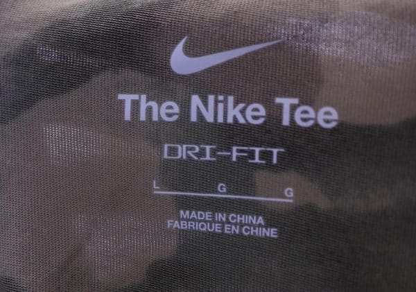 Men's Nike T-Shirt - Image 3