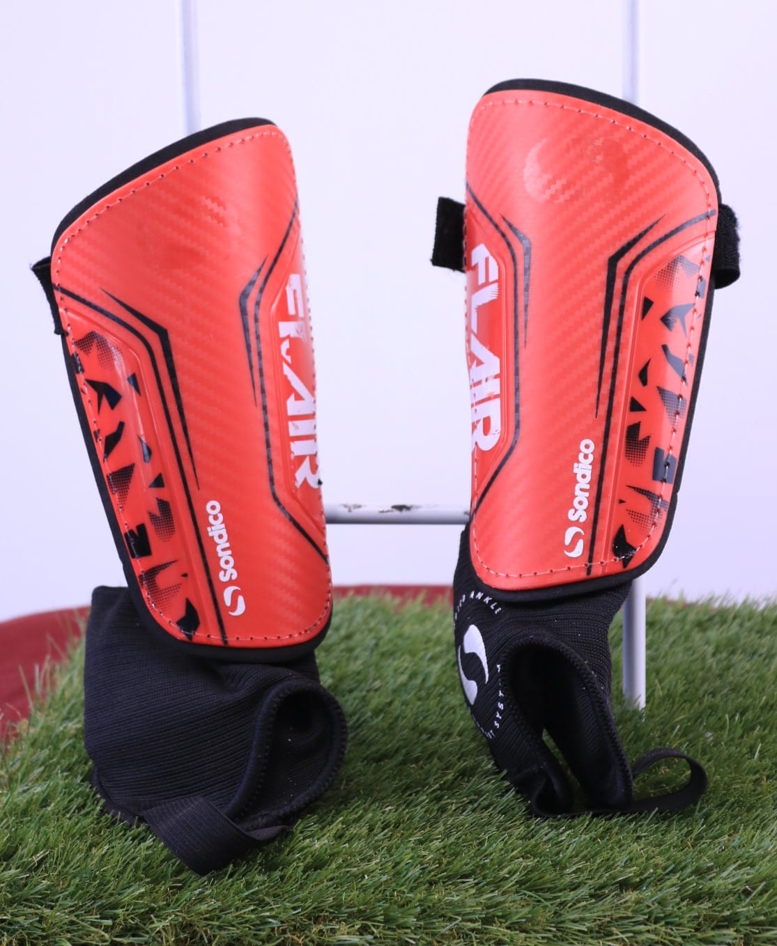 Kids Sondico Shin Pads