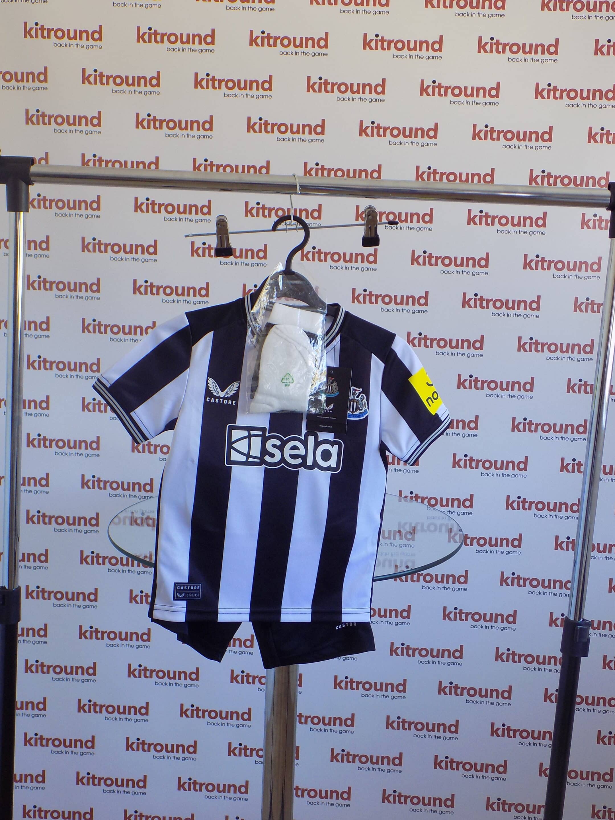 Kids Newcastle United Home Kit