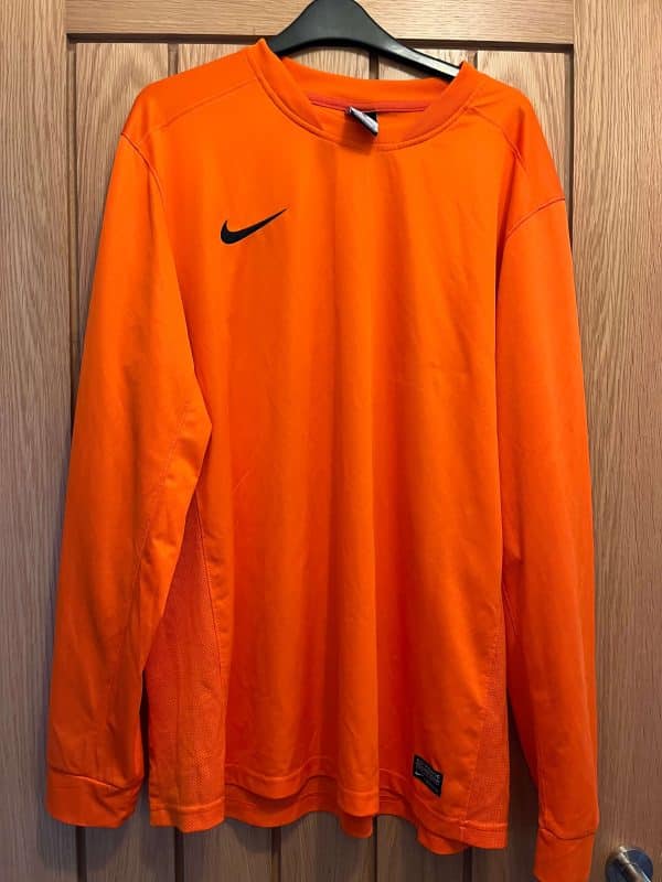 Men's Nike Dri-Fit Long Sleeved Top