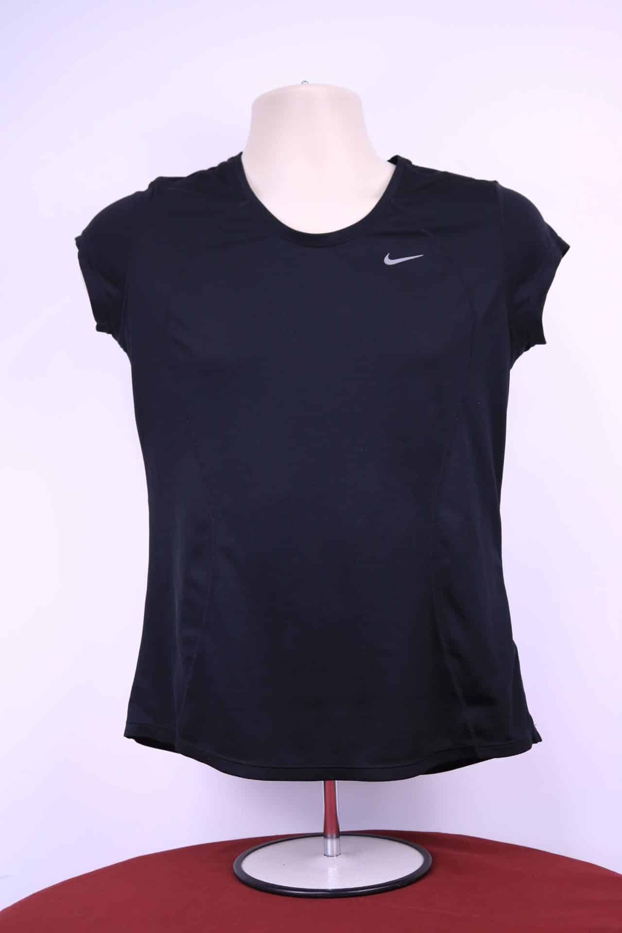 Women’s Nike Dri-Fit Short Sleeved T-Shirt