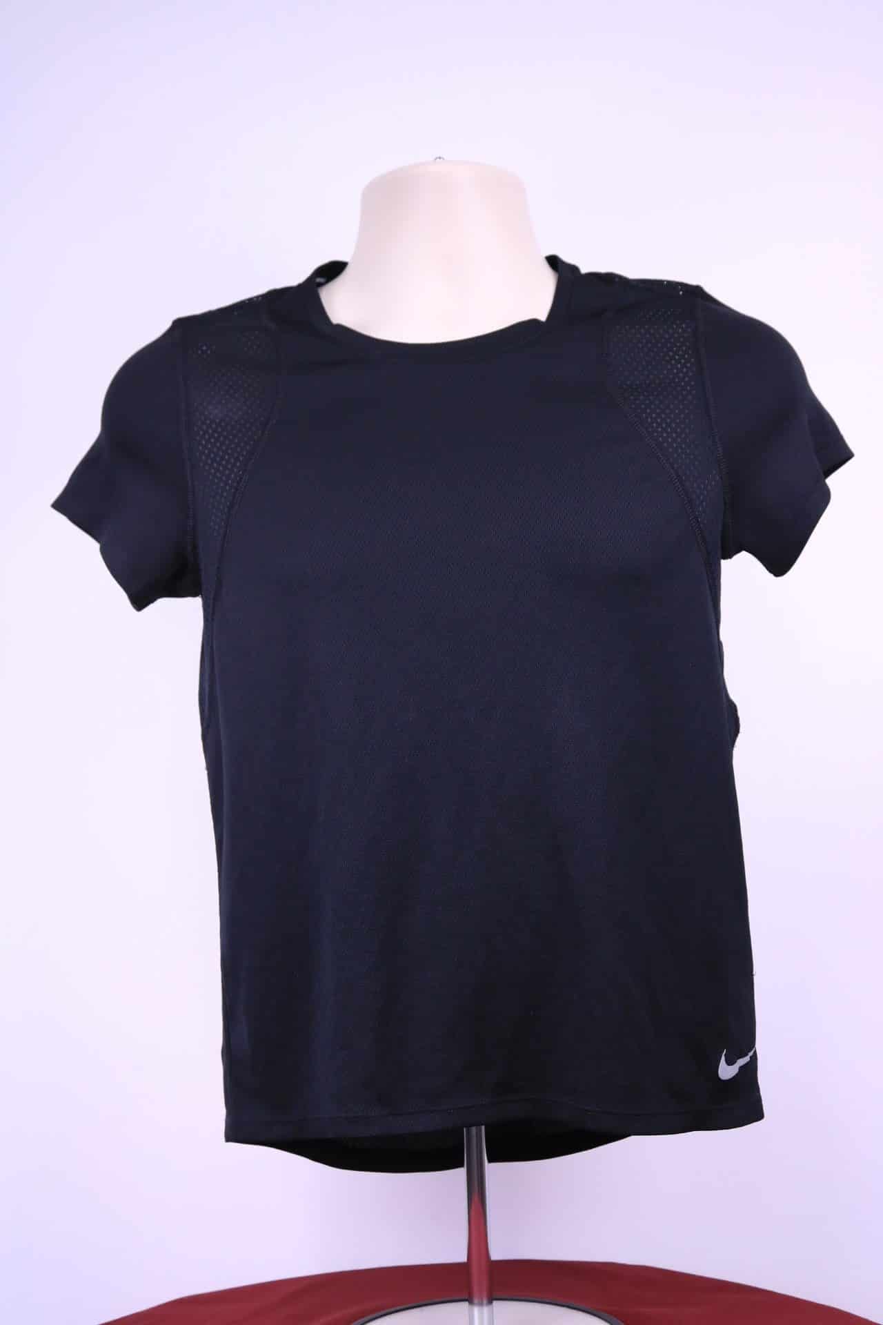 Women’s Nike Dri-Fit Short Sleeved T-Shirt