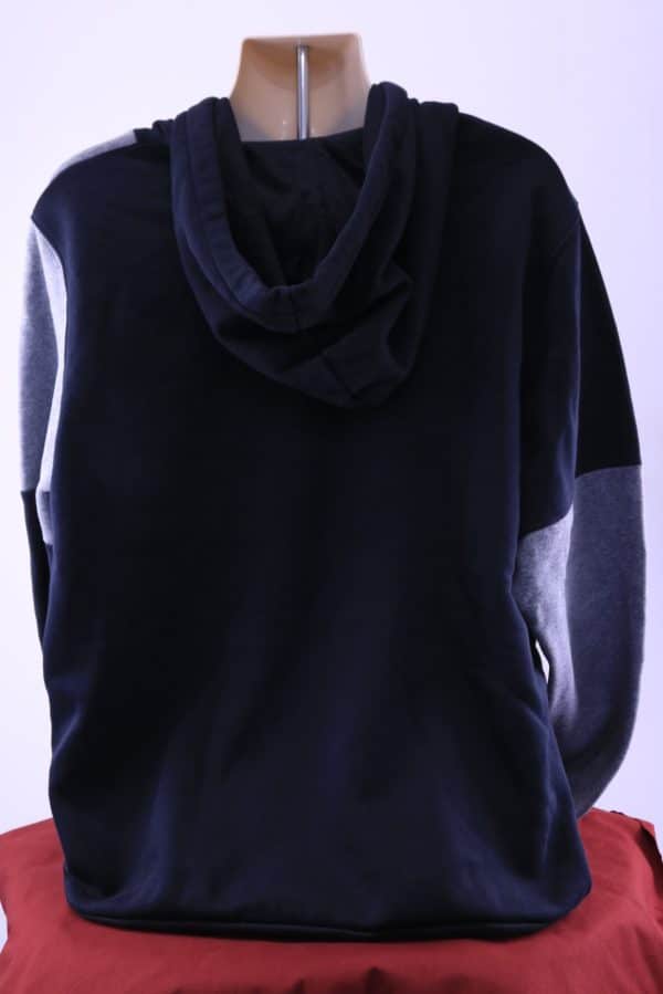 Men's Under Armour Hoodie - Image 2