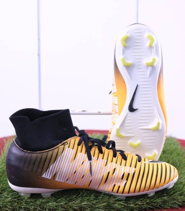 Youth's Nike High Top Mercurial Football Boots - Image 3