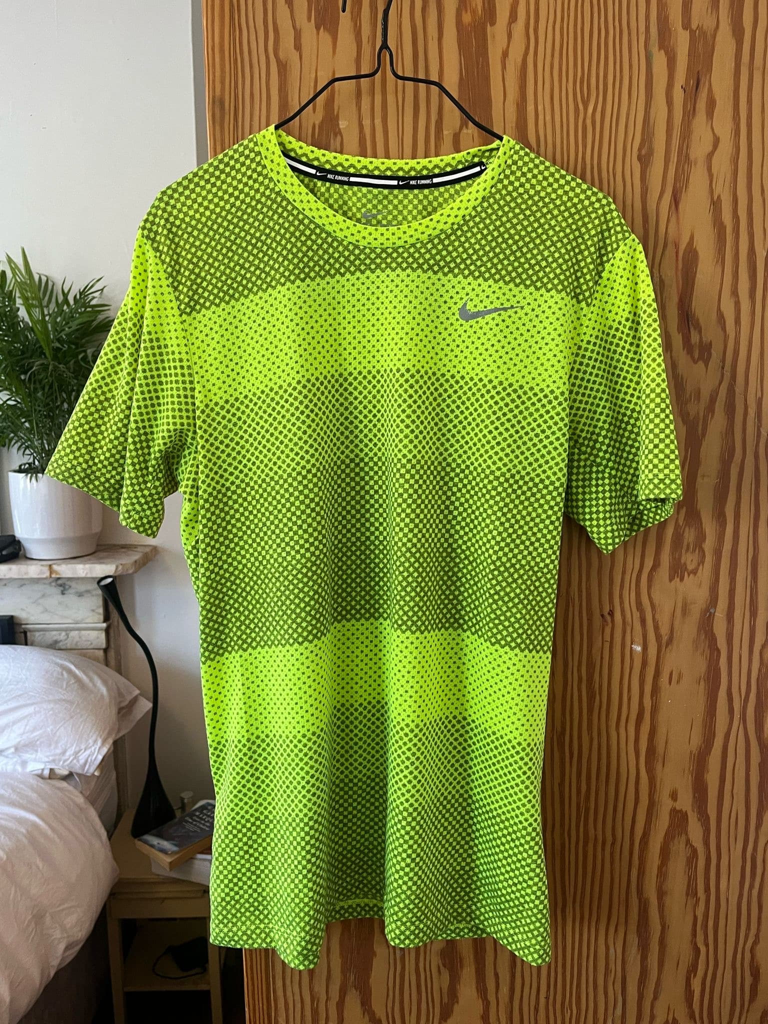 Nike Running T-Shirt – Yellow