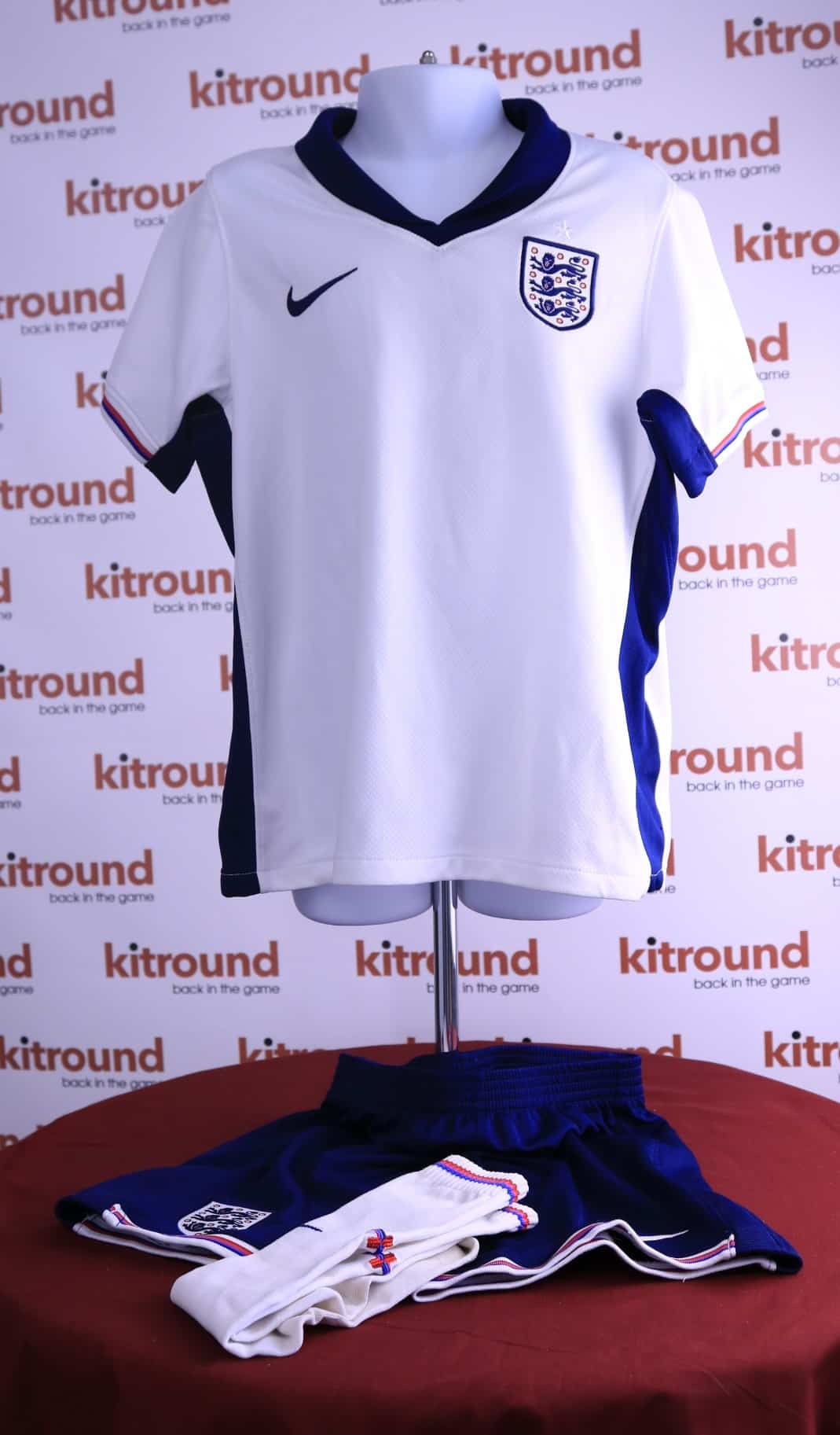 Kid’s Nike England Football Strip with Socks