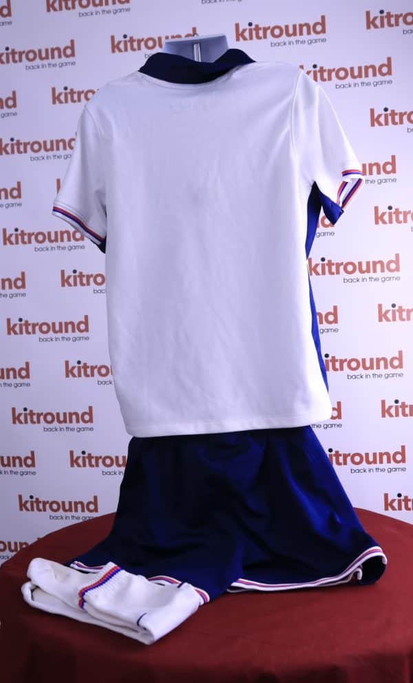 Kid's Nike England Football Strip with Socks - Image 2