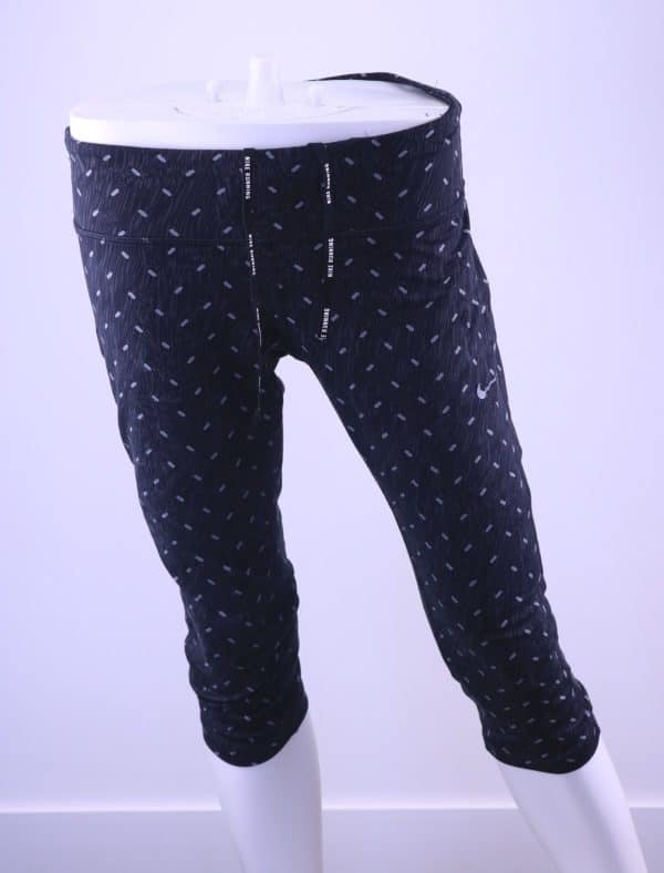 Women's Nike Cropped Leggings