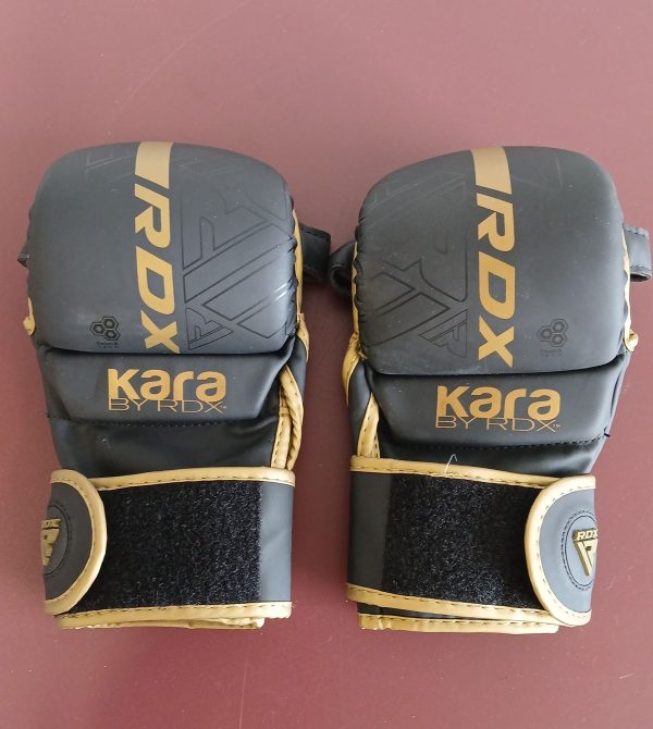 RDX Kara Boxing Gloves - Size S/M