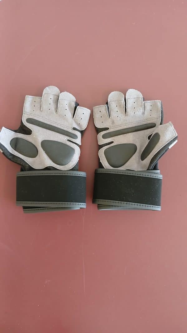 Gymshark Fitness Gloves - Image 2