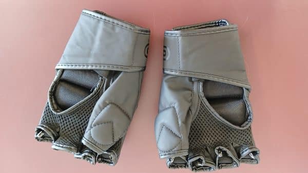 EVO Boxing Gloves - Image 2