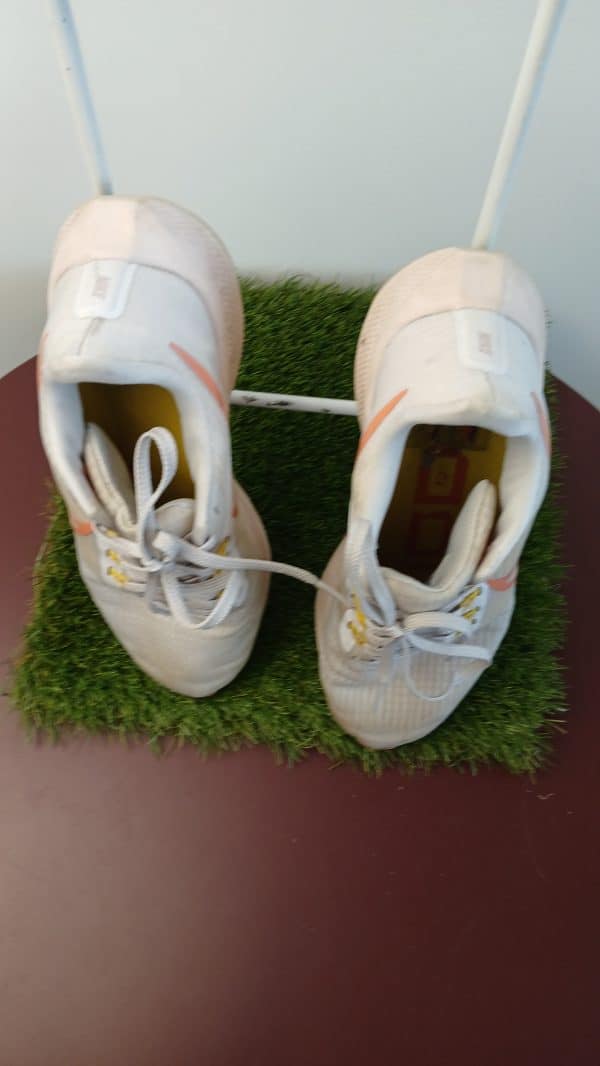 Nike White Trainers - Image 4