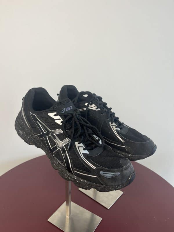 Asics Black Running Trainers