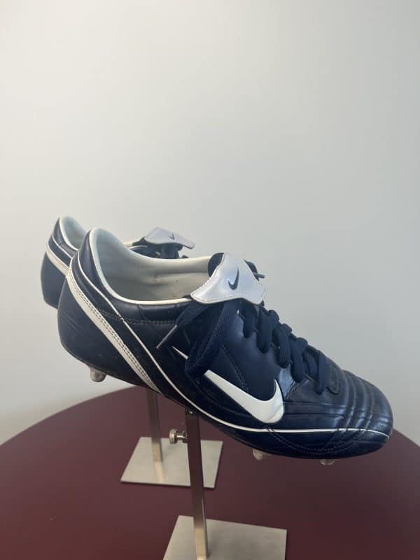 Nike Mecurial Vapour 3 Football Boots (retro) - Image 2