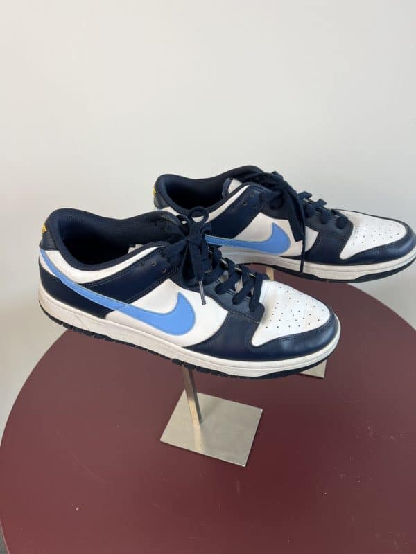 Nike Dunk Low Trainers - Image 2