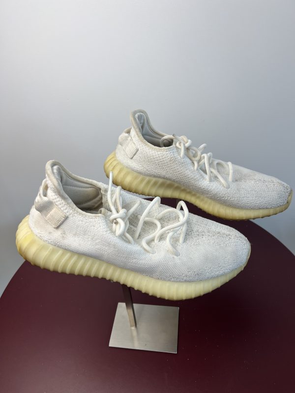 adidas Yeezy Boost 350 V2 Cream White Trainers - Image 3