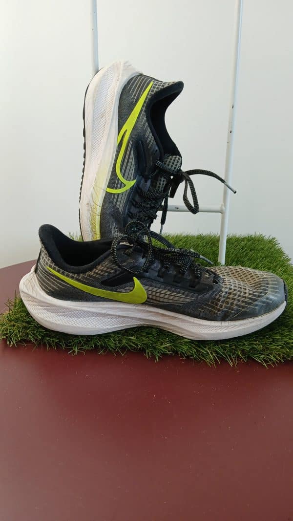 Nike Running Trainers - Image 3