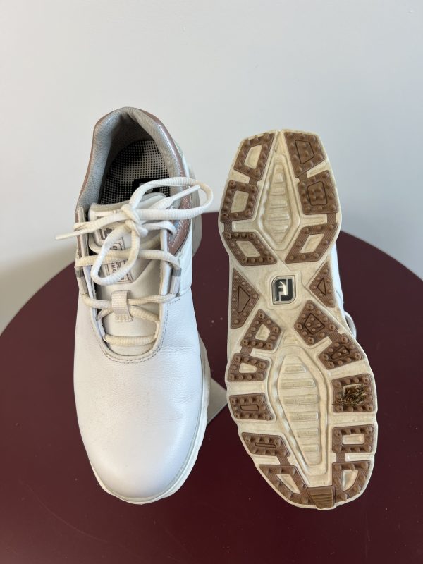 Pro White Golf Shoes - Image 3