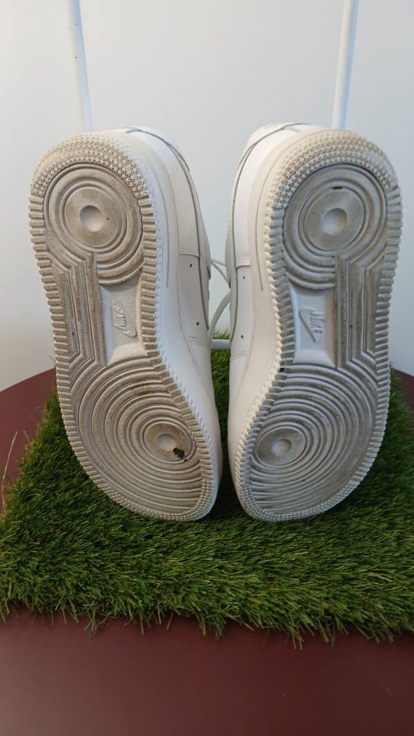 Nike White Trainers - Image 4