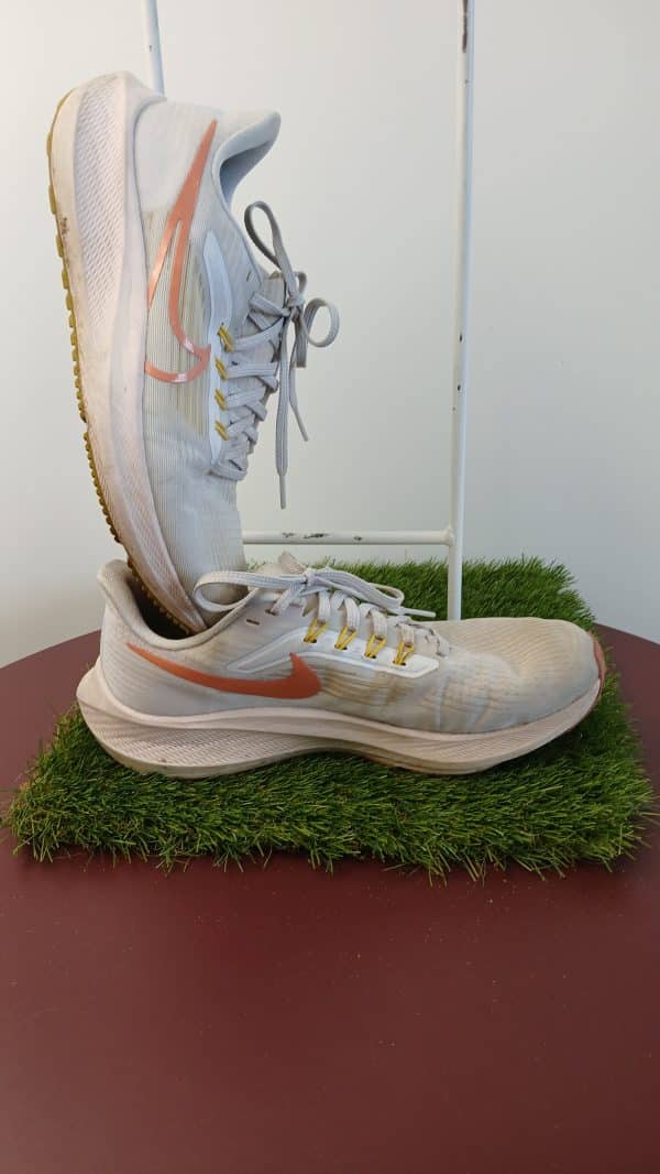 Nike White Trainers - Image 3