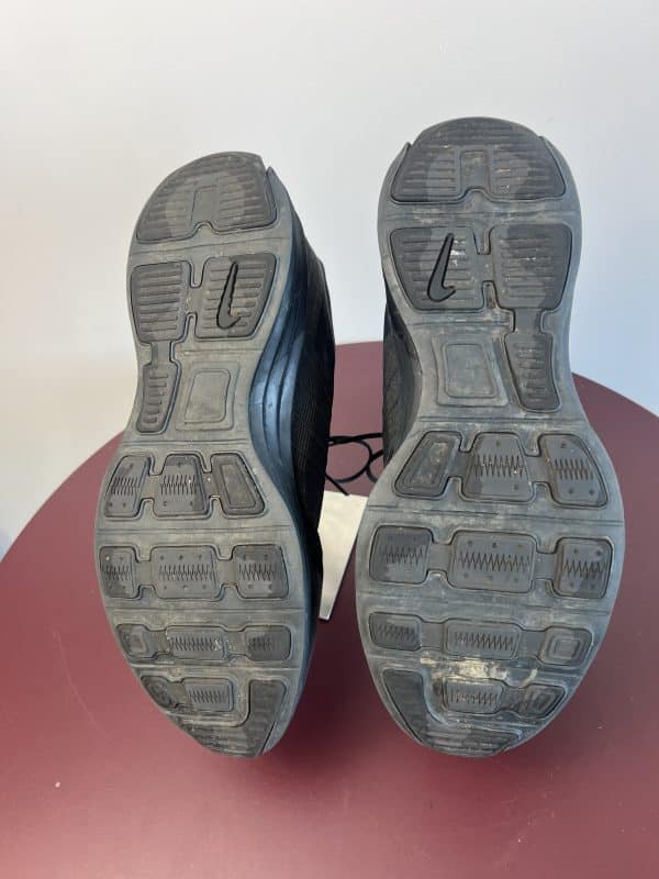 Nike Black Trainers - Image 4